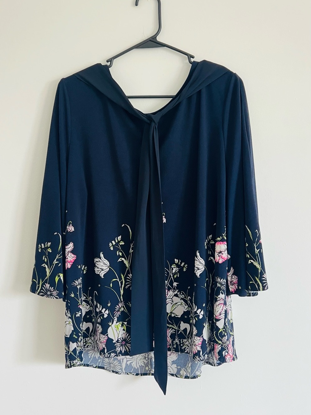 The Limited Navy Hooded Floral-Trim Robe Top